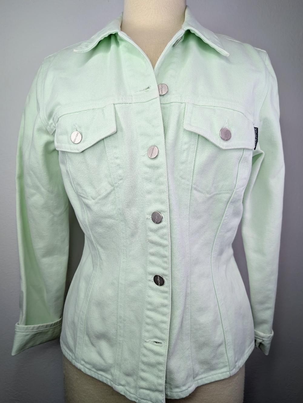 Karen Kane Essential Boho Chic ethically sourced Fitted Sage denim jacket 4